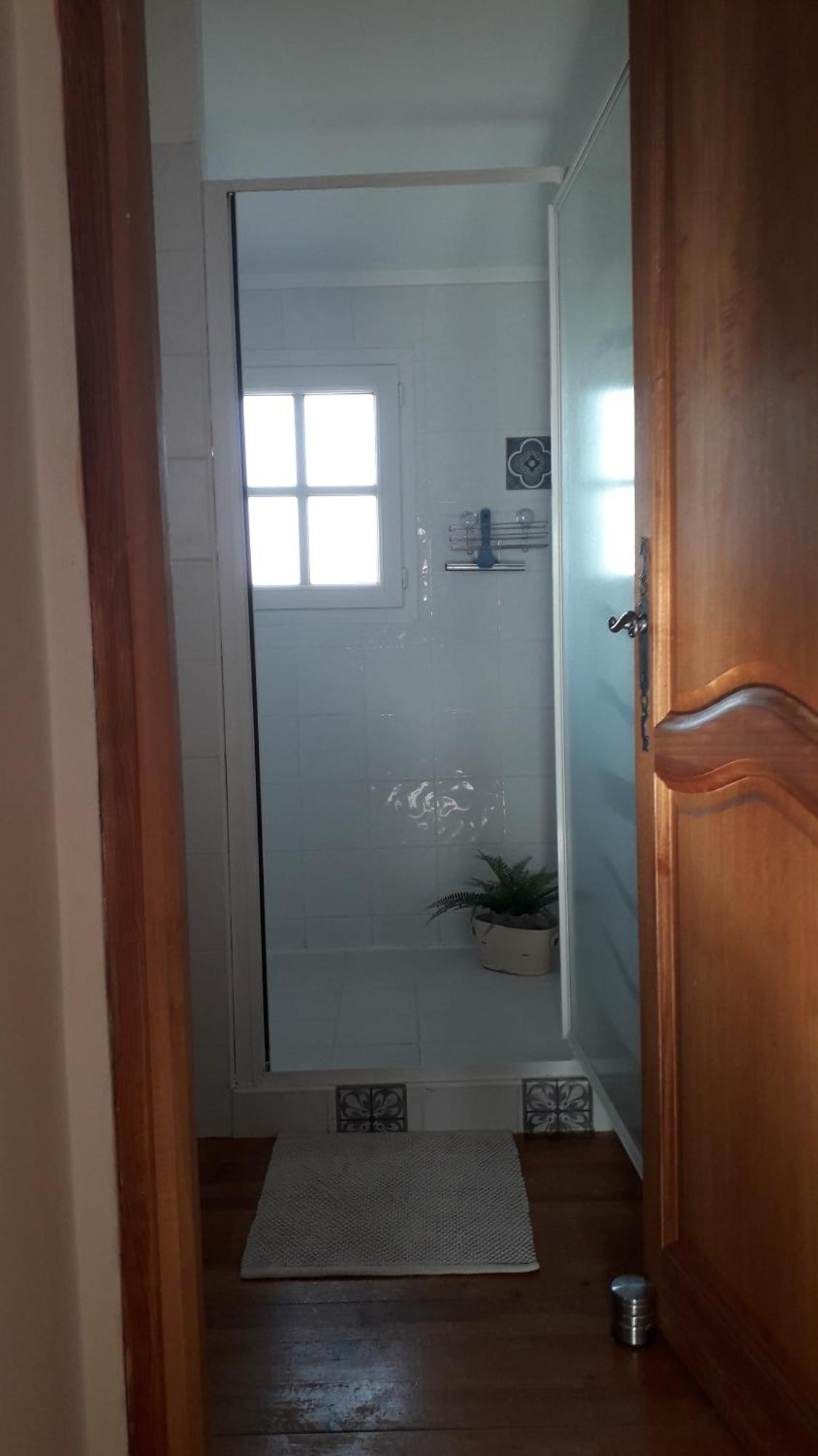 Un Petit Coin De Paradis Modene Habitación foto